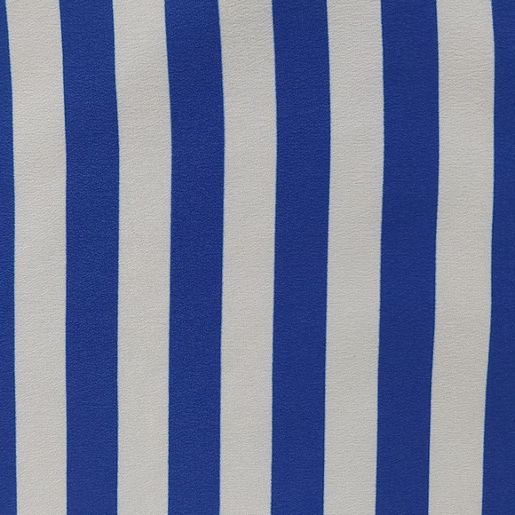 BANANA REPUBLIC Striped Blue and White Women's Top NWOT - Picture 7 of 7